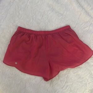 Lululemon Dolphin 🐬 Hem MR Run Short 3”, Desert Red, Size L